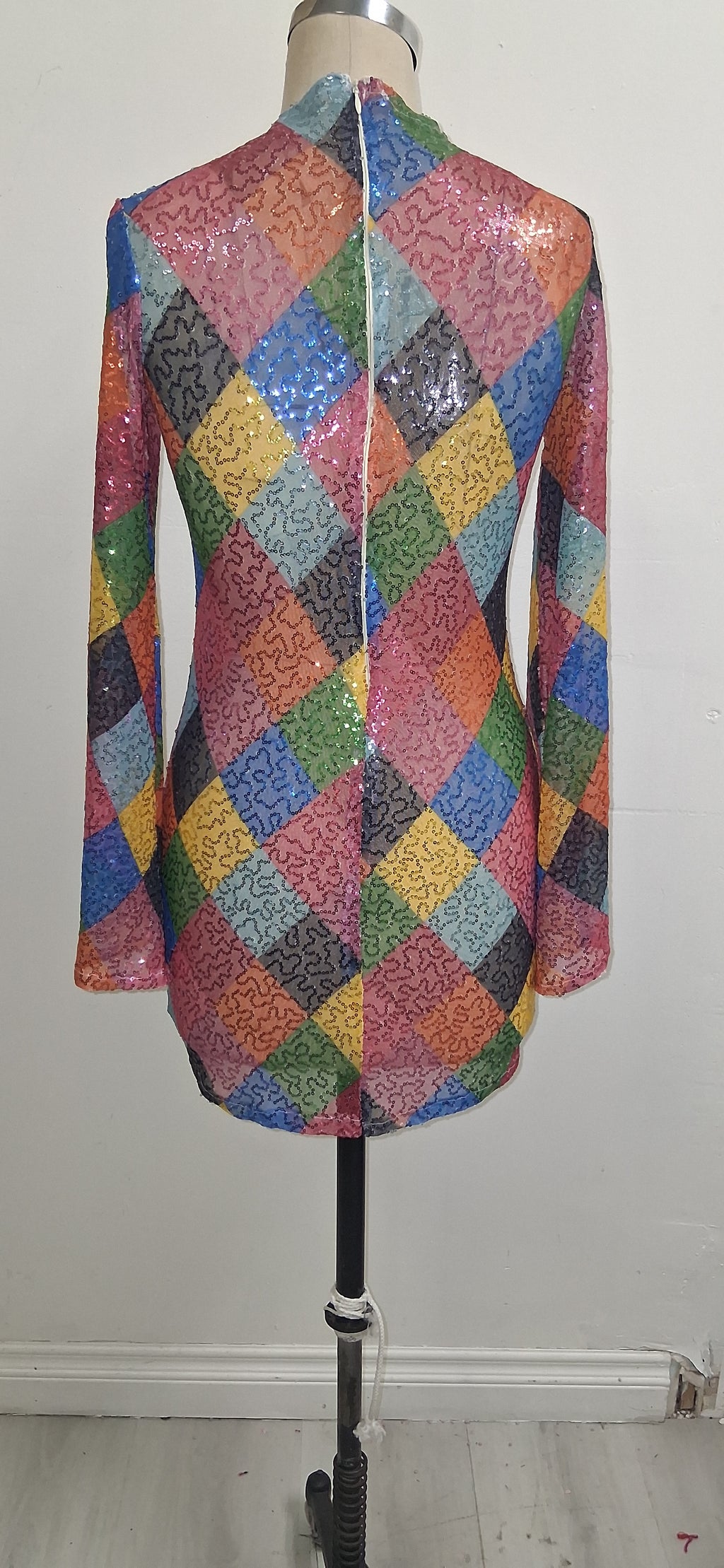 MULTICOLORS PLAID DRESS/ BELL LONG SLEEVES