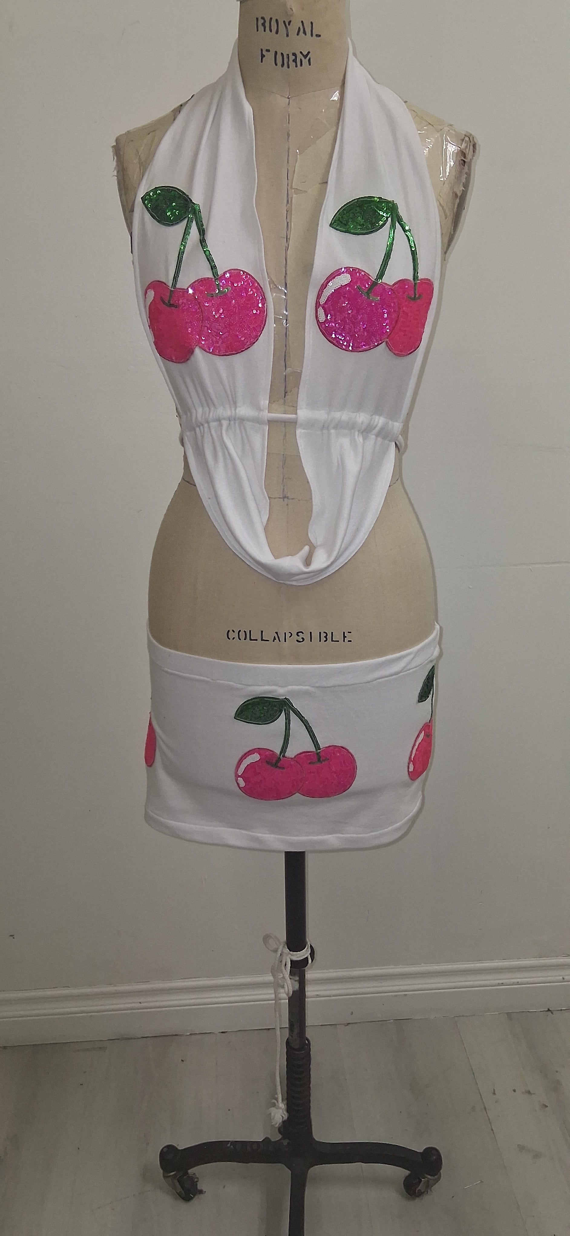 CUSTOM 2 PIECES CHERRIES SEQUINS OUTFIT