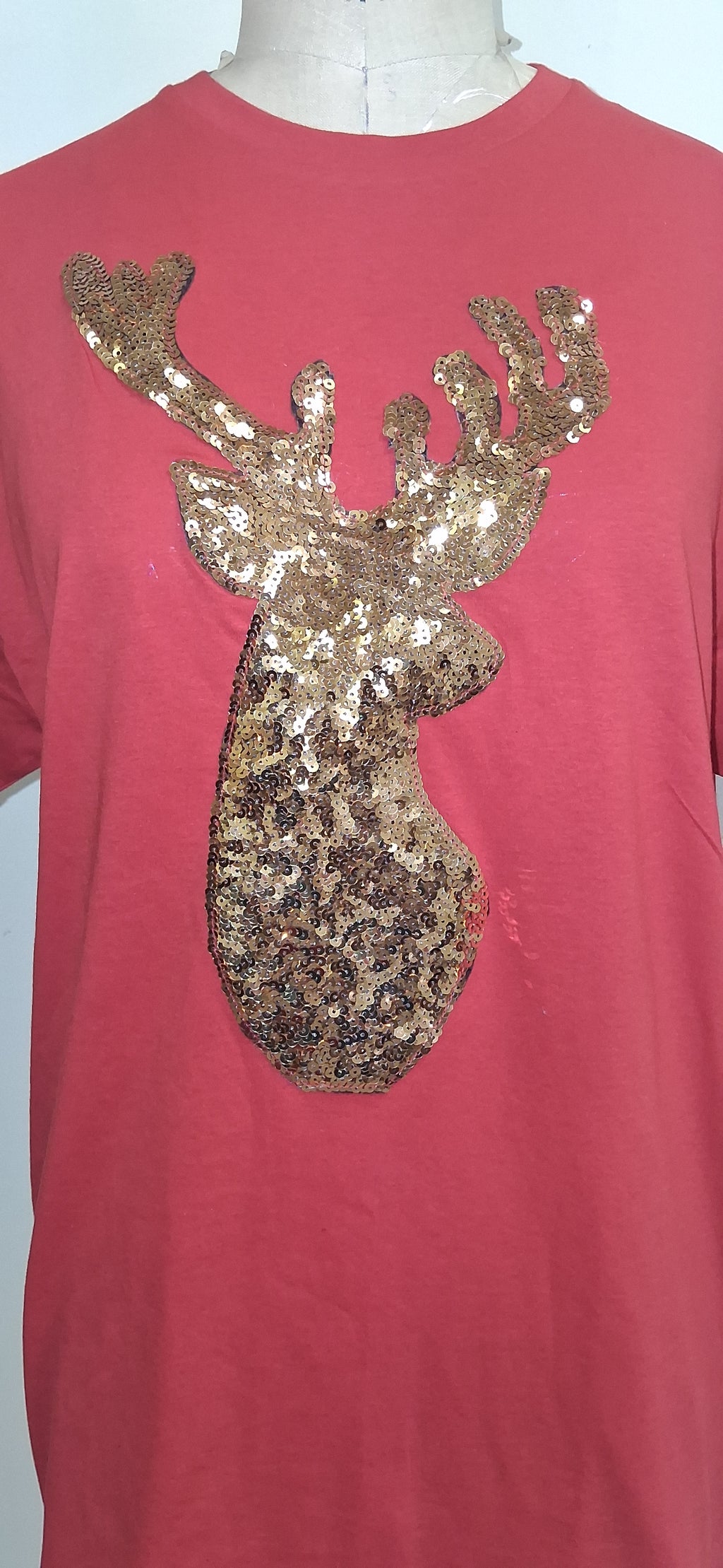 CHRISTMAS DEER SEQUINS UNISEX T-SHIRT