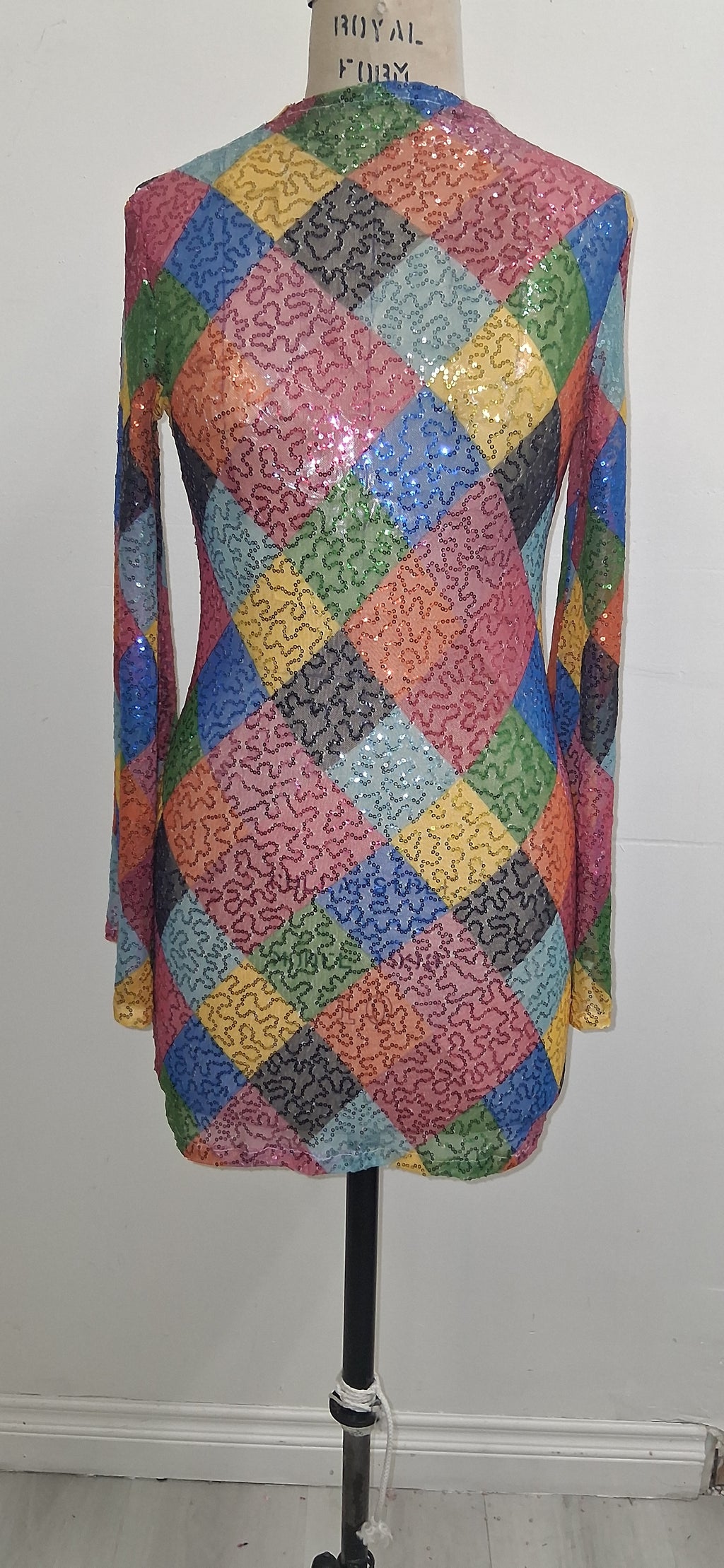 MULTICOLORS PLAID DRESS/ BELL LONG SLEEVES